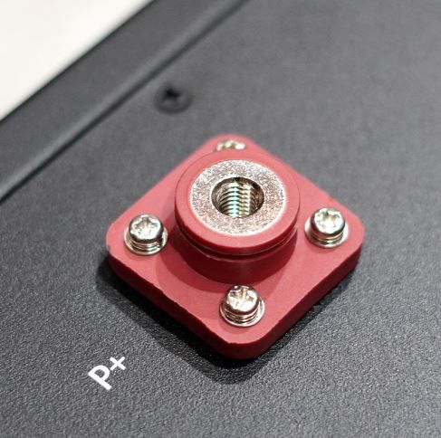 Batería de Litio LiFePO4 Bajo Asiento Eleksol 12,8V 200Ah Bluetooth y BMS V2