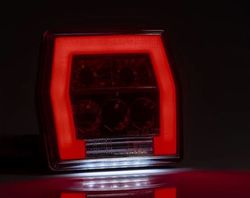 Rücklicht mit LED-Beleuchtung und 3 Funktionen
