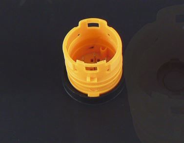 Krone Rückleuchte links mit Dreieck und Stecker