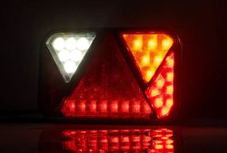 Linke LED-Rückleuchte mit Rückfahrblinker 12V