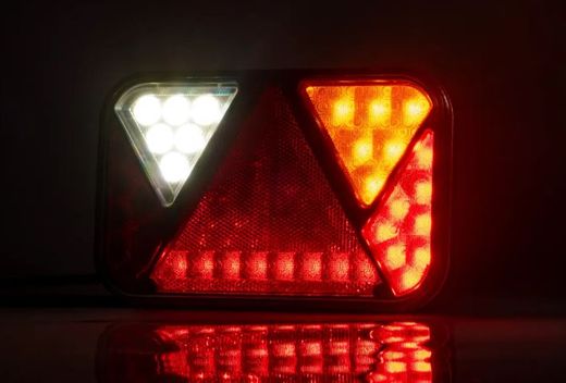 Linke LED-Rückleuchte mit Rückfahrblinker 12V