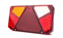 Piloto trasero led universal izquierdo con luz de matrícula lateral