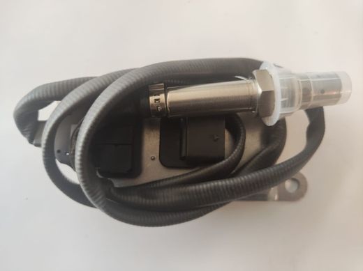 Hinterer Iveco NOx-Sensor
