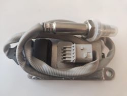 Mercedes-Benz Front-NOx-Sensor