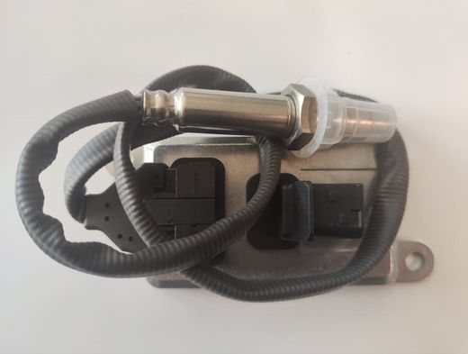 Heck-NOx-Sensor von Mercedes-Benz